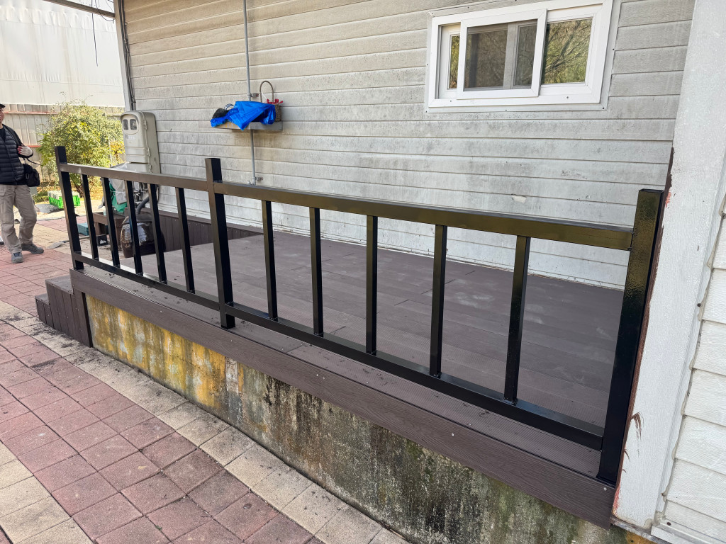 /user/d/dawon3277/editor/2512/2e844fe813b58a844e684726546dcd5f_1765161978_5966.jpg 이미지크게보기